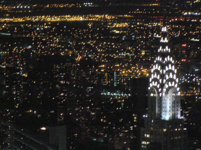 Vu de l Empire State Building: Chrysler Building  vu de l Empire State Bulding 2